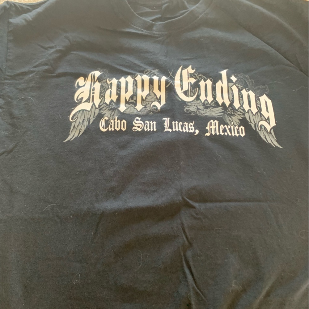 NWOT MENS XL tee